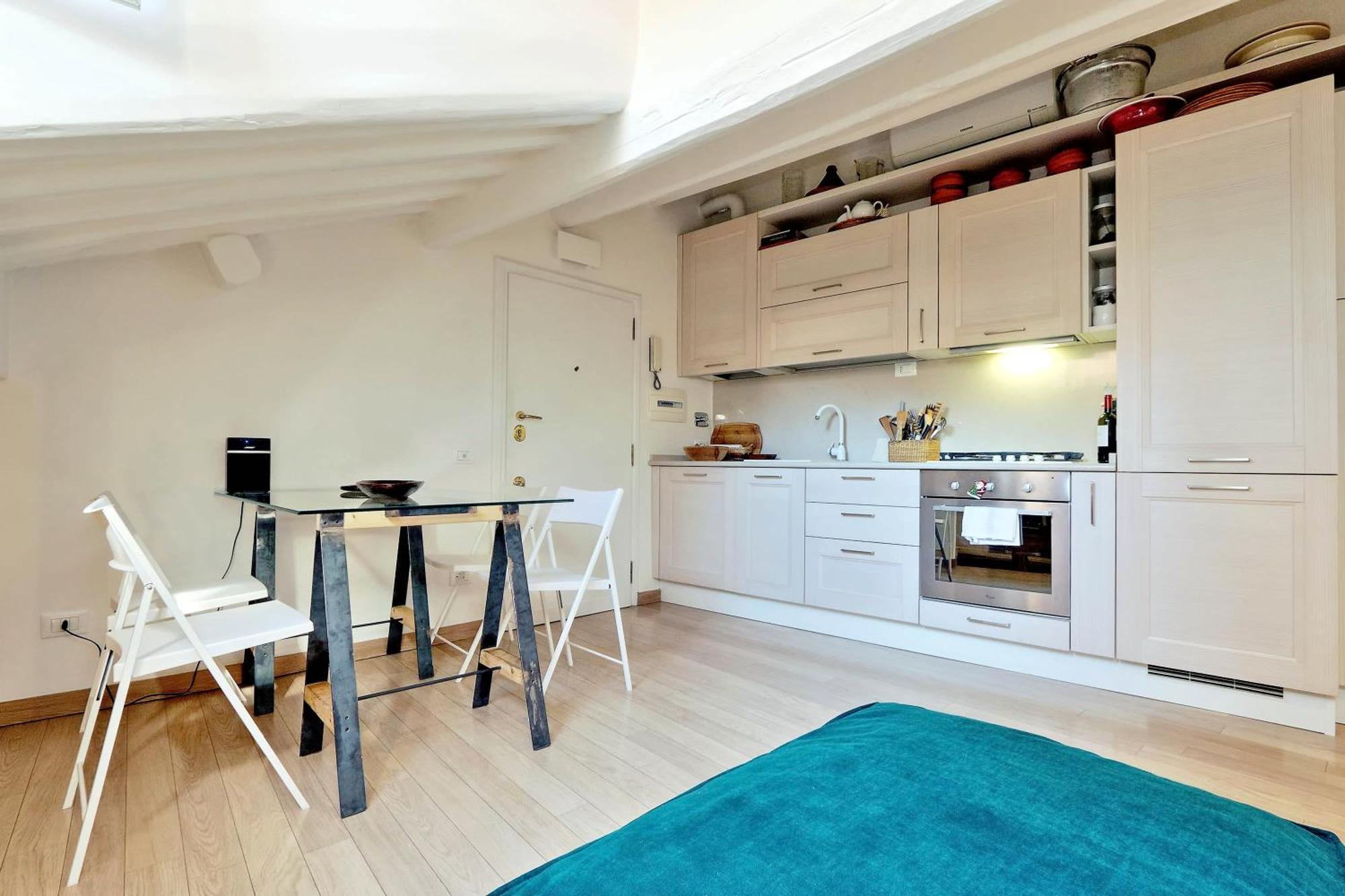 Pantheon Charming Attic | Romeloft Apartamento